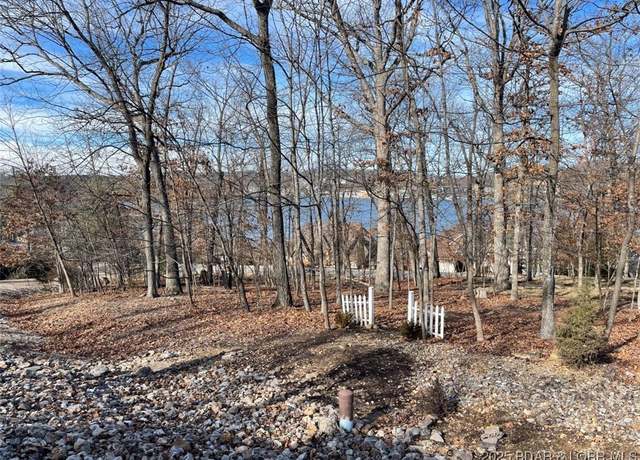 Property at 504 Grand View Dr, Porto Cima, MO 65079