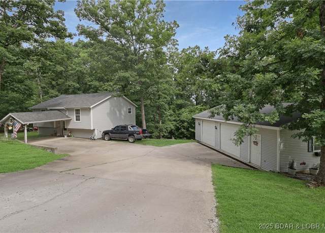 Property at 187 Wildwood Dr, Linn Creek, MO 65052, 3 beds, 2 baths