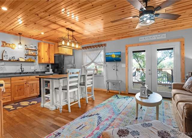 Property at 891 Porter Mill Springs Rd, Sunrise Beach, MO 65079, 3 beds, 1.5 baths