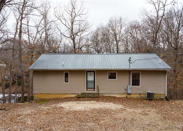 Property at 3975 Chelsie Rd, Laurie, MO 65079, 4 beds, 3 baths