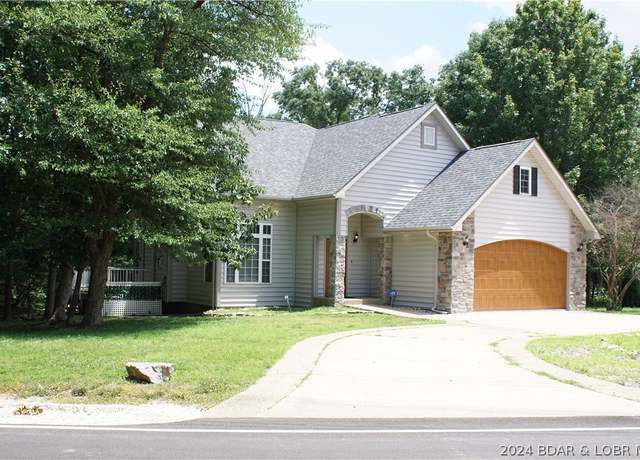 Property at 10 Anemone Rd, Four Seasons, MO 65049, 3 beds, 2.5 baths