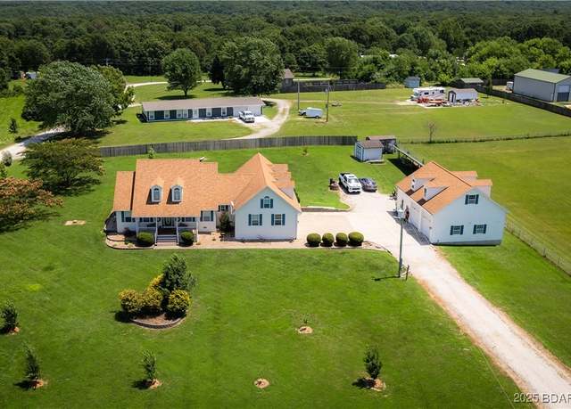 Property at 2174 State Road V, Linn Creek, MO 65052, 4 beds, 3 baths