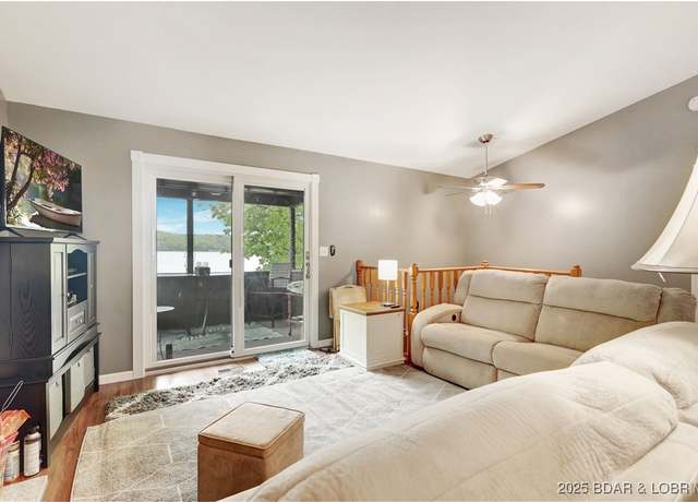 Property at 26553 Mesa Dr, Rocky Mount, MO 65072, 3 beds, 2 baths