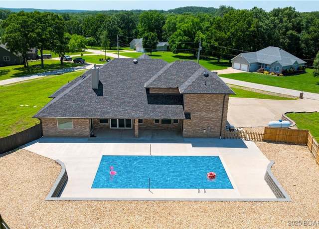 Property at 82 Fawn Meadows Dr, Linn Creek, MO 65052, 5 beds, 5 baths