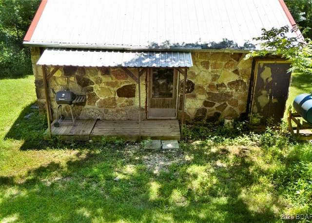 Property at 19276 Sunday Dr, Barnett, MO 65011