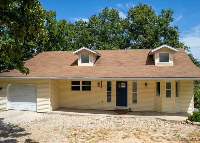 Property at 113 Gull Pt, Camdenton, MO 65020, 4 beds, 2.5 baths