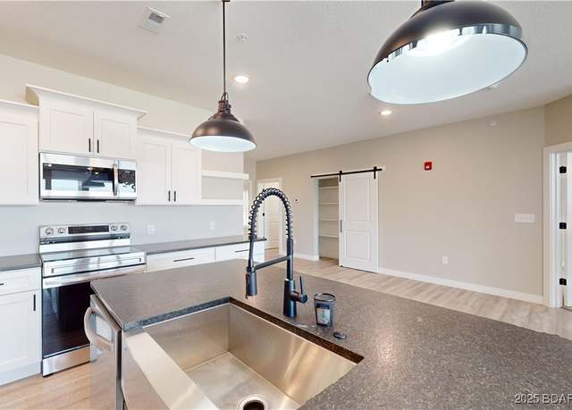 Property at 104 Sierra Bay Dr Unit 2C, Camdenton, MO 65020, 3 beds, 3 baths