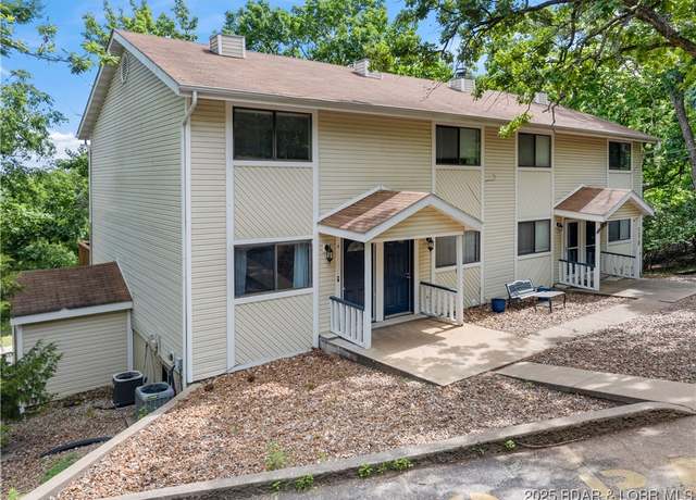 Property at 1318 Evergreen Ln #4, Osage Beach, MO 65065, 2 beds, 2.5 baths