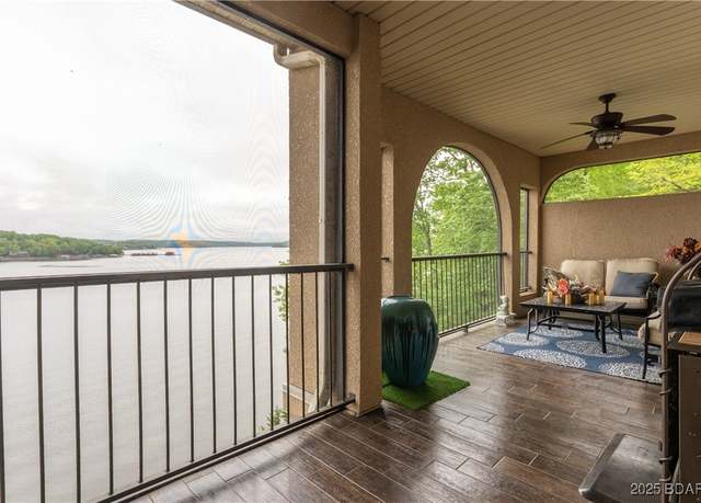 Property at 918 Tuscany Dr Unit 4T, Camdenton, MO 65020, 3 beds, 2.5 baths
