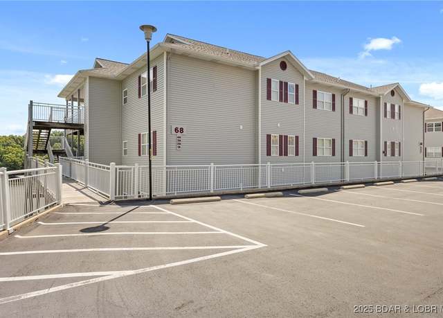 Property at 68 Summer Place Ct Unit 1A, Camdenton, MO 65020, 3 beds, 3.5 baths