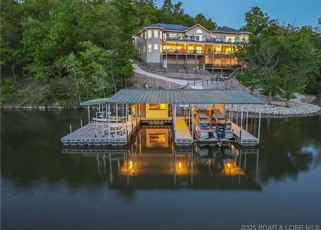 Property at 353 Wedge Wood Dr, Camdenton, MO 65020, 9 beds, 6.5 baths