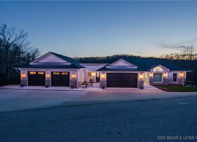 Property at 353 Wedge Wood Dr, Camdenton, MO 65020, 9 beds, 6.5 baths