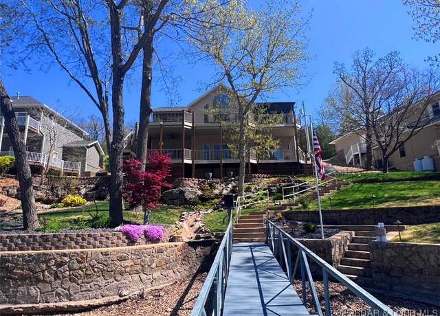 Property at 10 Blue Heron Ct, Camdenton, MO 65020, 3 beds, 2.5 baths