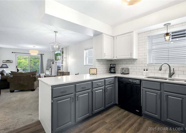 Property at 20 Wheelhouse Ct Unit 5B, Lake Ozark, MO 65049, 2 beds, 2 baths