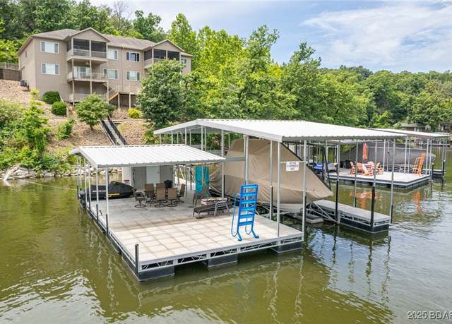 Property at 701 Waterford Cir, Eldon, MO 65026, 5 beds, 4 baths