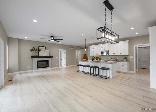 Property at 20311 Timberlake Village Ln, Rocky Mount, MO 65072, 4 beds, 4 baths