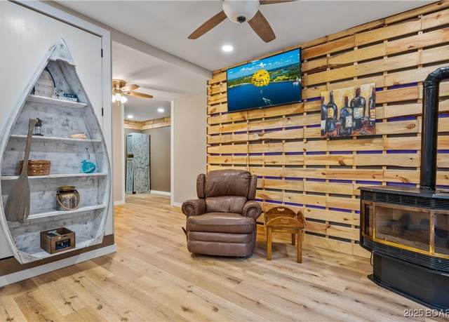 Property at 960 Spring Cove Rd, Sunrise Beach, MO 65079, 6 beds, 4 baths
