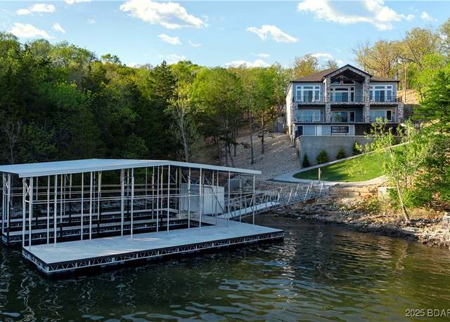 Property at 29 Forest Trce, Villages, MO 65079, 6 beds, 6 baths