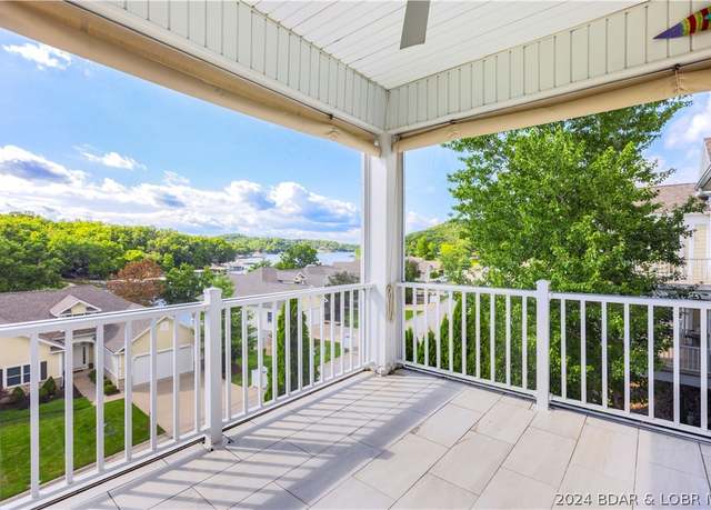 Property at 30 Southern Pine Ln, Four Seasons, MO 65049, 3 beds, 3.5 baths