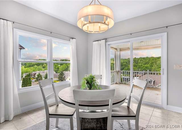 Property at 30 Southern Pine Ln, Four Seasons, MO 65049, 3 beds, 3.5 baths