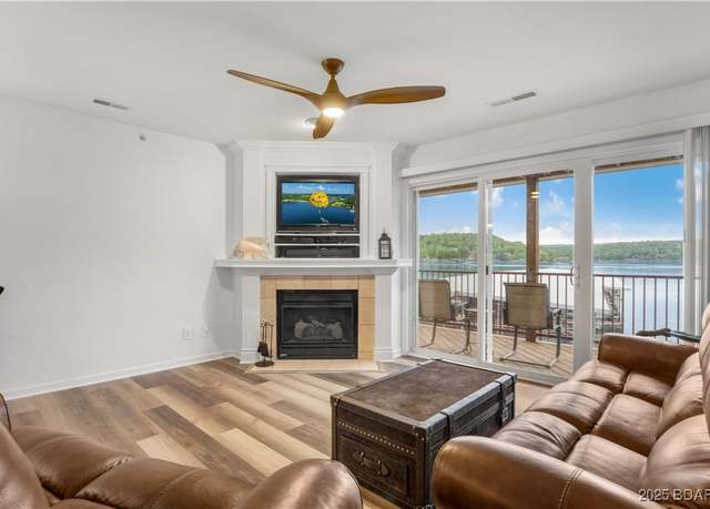Property at 616 Clearwater Dr Unit 2C, Camdenton, MO 65020, 3 beds, 2 baths