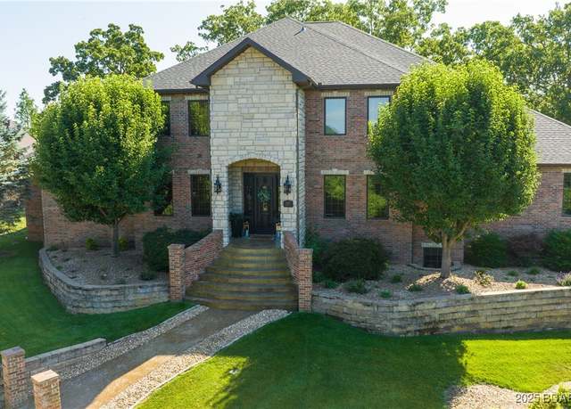 Property at 5745 Tree Leaf Ct, Osage Beach, MO 65065, 5 beds, 4.5 baths