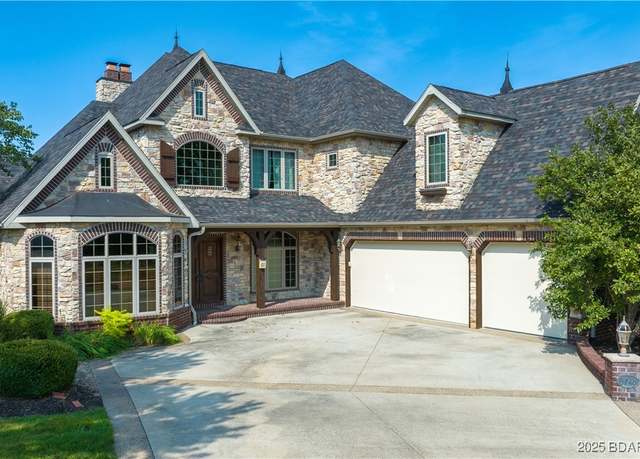 Property at 5746 Cobblestone Dr, Osage Beach, MO 65065, 6 beds, 4.5 baths