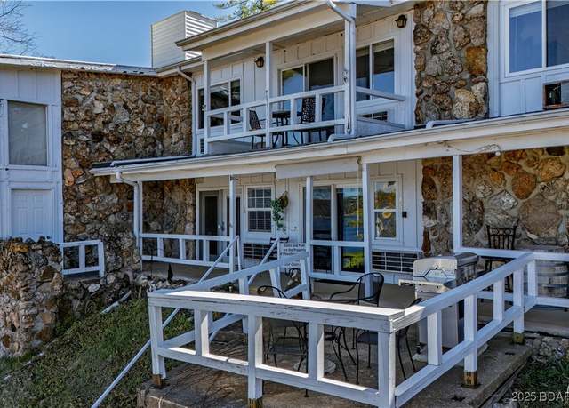 Property at 71 Wheelhouse Cir #3, Lake Ozark, MO 65049, 3 beds, 2 baths