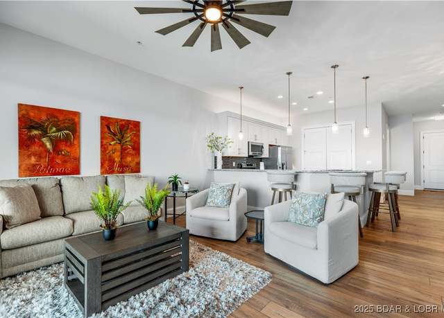 Property at 166 Captiva Dr Unit 8B, Sunrise Beach, MO 65079, 3 beds, 3 baths