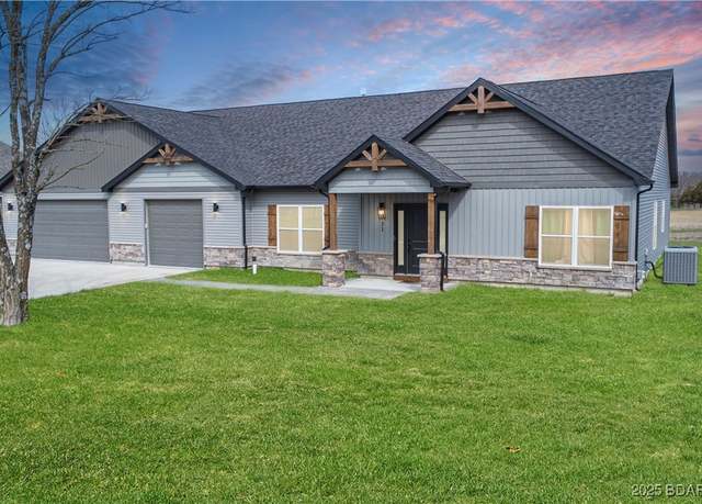 Property at 31 Promenade Rd, Camdenton, MO 65020, 4 beds, 3 baths