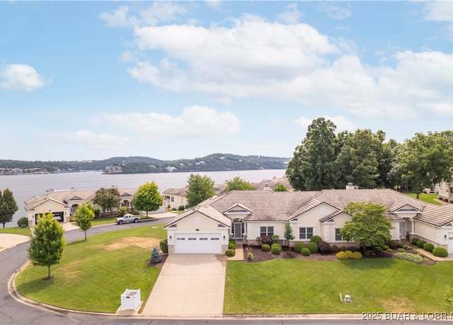 Property at 261 Bello Point Dr, Sunrise Beach, MO 65079, 3 beds, 2.5 baths