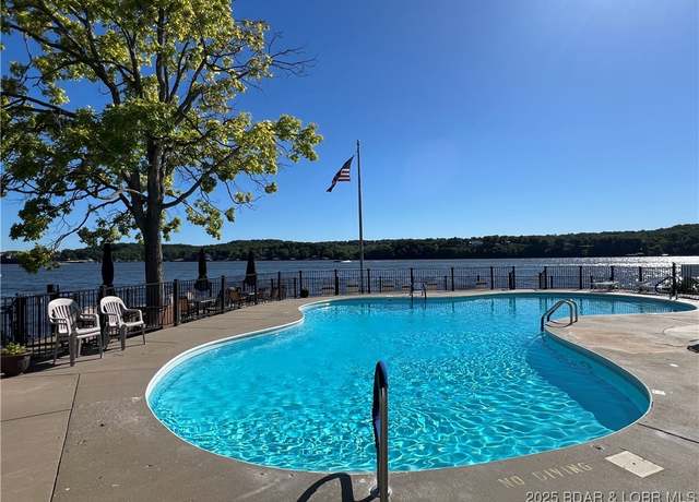 Property at 52 Wrenwood Cir Unit 3C, Lake Ozark, MO 65049, 2 beds, 2 baths