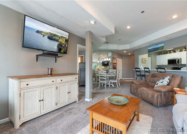 Property at 214 Emerald Bay Dr Unit 1D, Lake Ozark, MO 65049, 3 beds, 2 baths