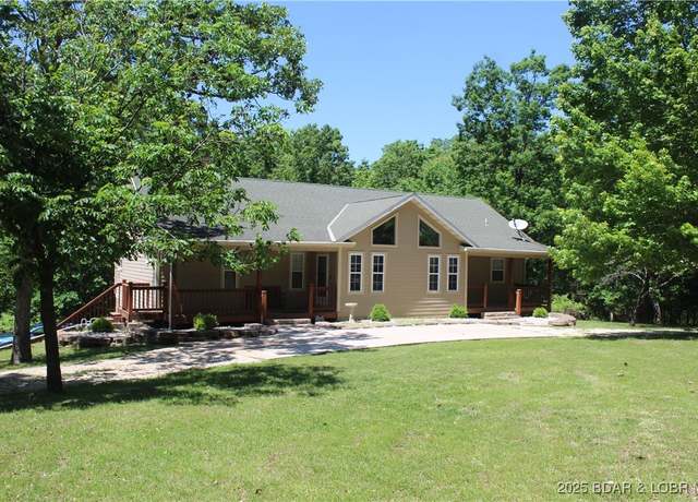 Property at 138 Laurie Heights Dr, Laurie, MO 65037, 5 beds, 3 baths