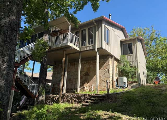 Property at 825 Malibu Rd, Osage Beach, MO 65065, 3 beds, 3 baths