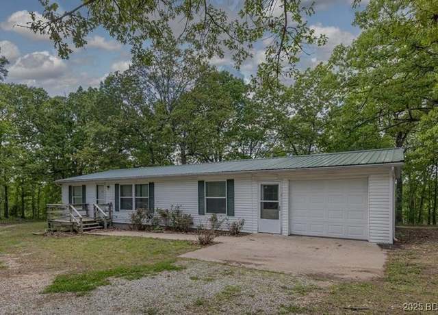 Property at 20877 Twin Hills Dr, Warsaw, MO 65355, 3 beds, 2 baths
