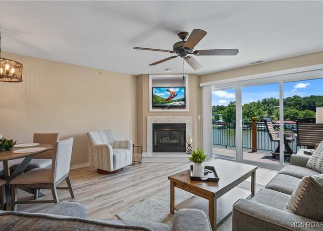 Property at 288 Cedar Glen Dr Unit 4D, Camdenton, MO 65020, 3 beds, 2 baths