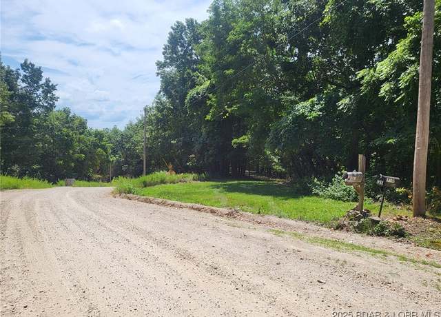 Property at 104 Golden Goose Dr, Edwards, MO 65326, 2 beds, 1 bath