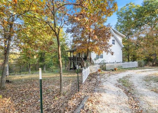 Property at 145 Higgins Rd, Camdenton, MO 65020, 4 beds, 3.5 baths