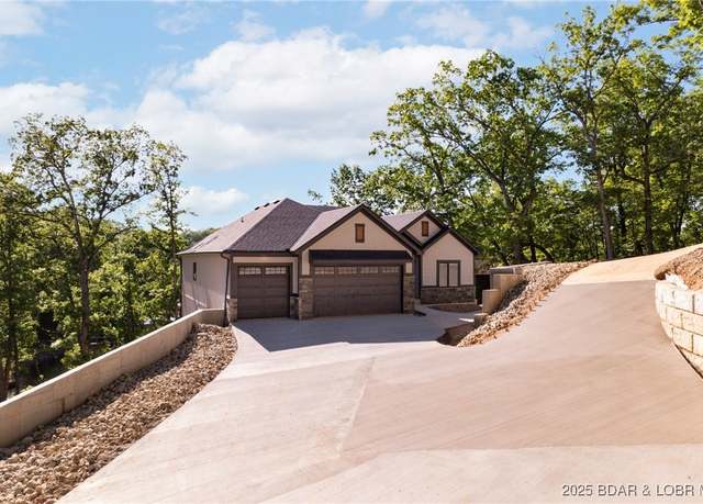 Property at 61 Eagle Crest Rd, Lake Ozark, MO 65049, 4 beds, 4 baths