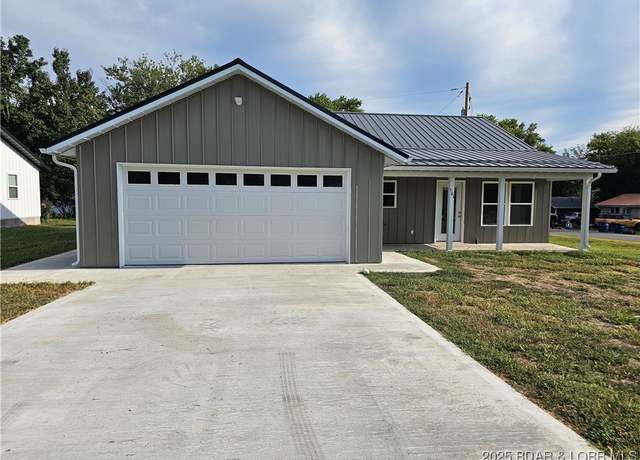 Property at 501 W 12th St, Eldon, MO 65026, 3 beds, 2 baths
