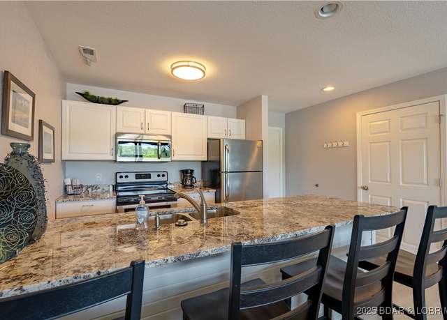 Property at 812 Indian Pointe #812, Osage Beach, MO 65065, 2 beds, 2 baths