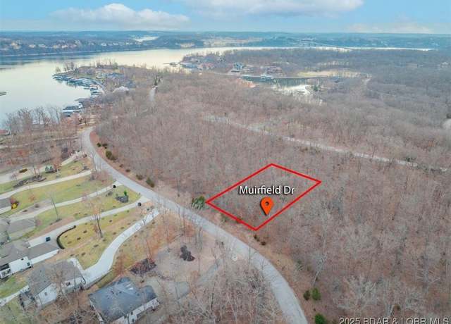 Property at 817 Muirfield Dr, Porto Cima, MO 65079