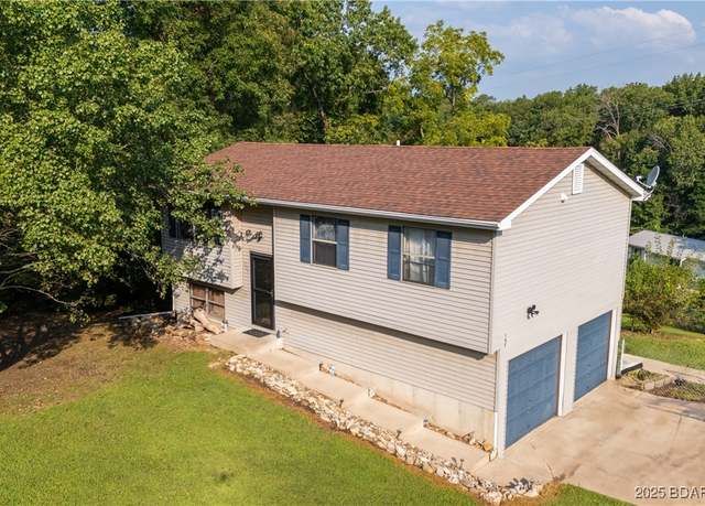 Property at 195 Jamie Dr, Camdenton, MO 65020, 4 beds, 1 bath