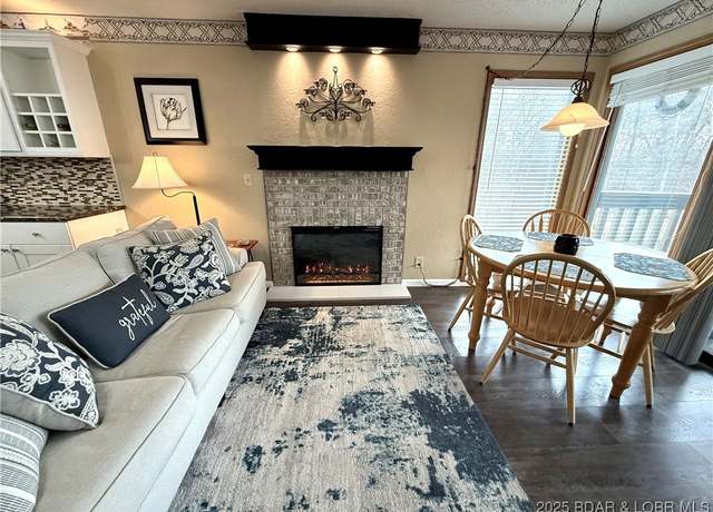 Property at 43 Southwood Shores Cir Unit 3A, Lake Ozark, MO 65049, 2 beds, 2 baths