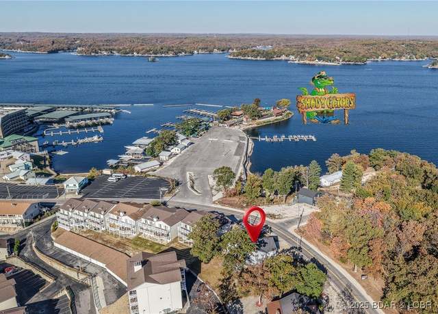 Property at 2124 Bittersweet Rd, Lake Ozark, MO 65049, 5 beds, 4 baths