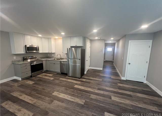 Property at 45 Cool Water Ln, Linn Creek, MO 65052, 3 beds, 2.5 baths