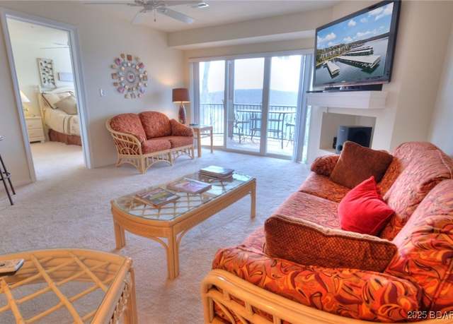 Property at 14 Park Pool Dr Unit 1C, Kaiser, MO 65047, 2 beds, 2 baths