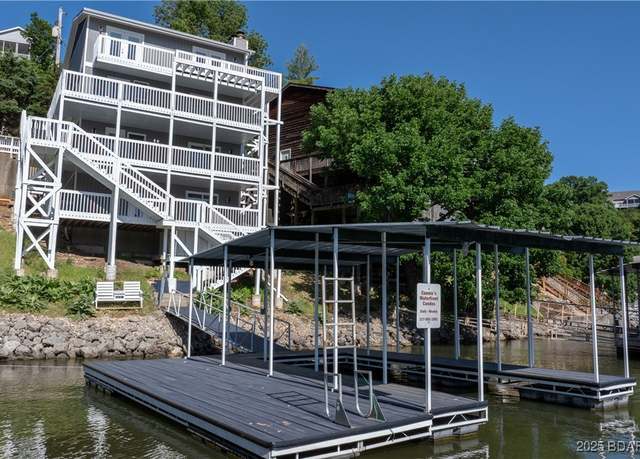 Property at 1111 Ginger Rd, Lake Ozark, MO 65049, 5 beds, 5.5 baths