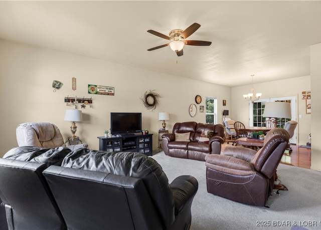 Property at 396 Elm Tree Ln, Camdenton, MO 65020, 3 beds, 2 baths